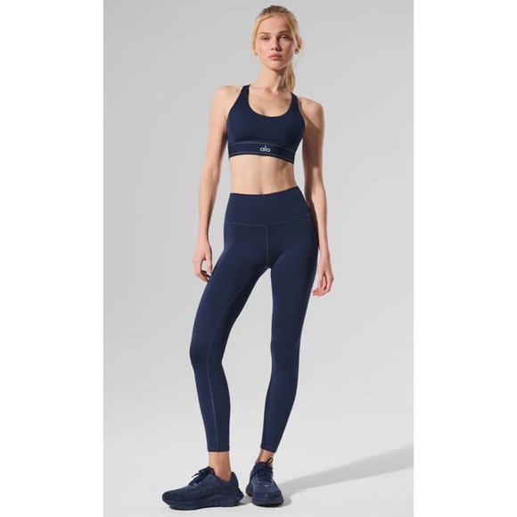 New Alo Yoga Airlift 7/8 High-Waist Legging in Navy Size...